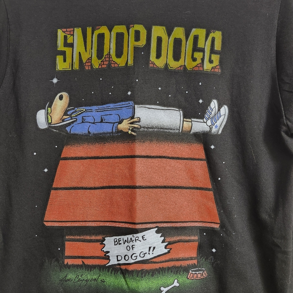 Joe Cool Collection Black Snoop Dogg Graphic Dog T-Shirt.